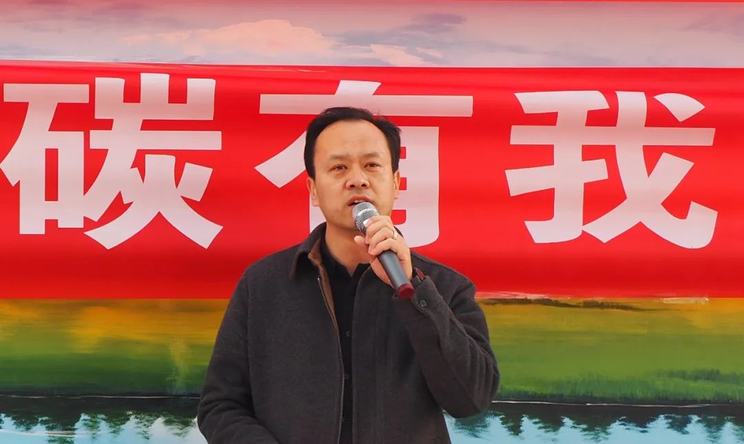 種下一片愛心，為秦嶺增添一份綠色     紅城國際工程項目管理有限公司主辦的“2023年陜西省建設(shè)工程造價行業(yè)公益植樹活動”圓滿禮成